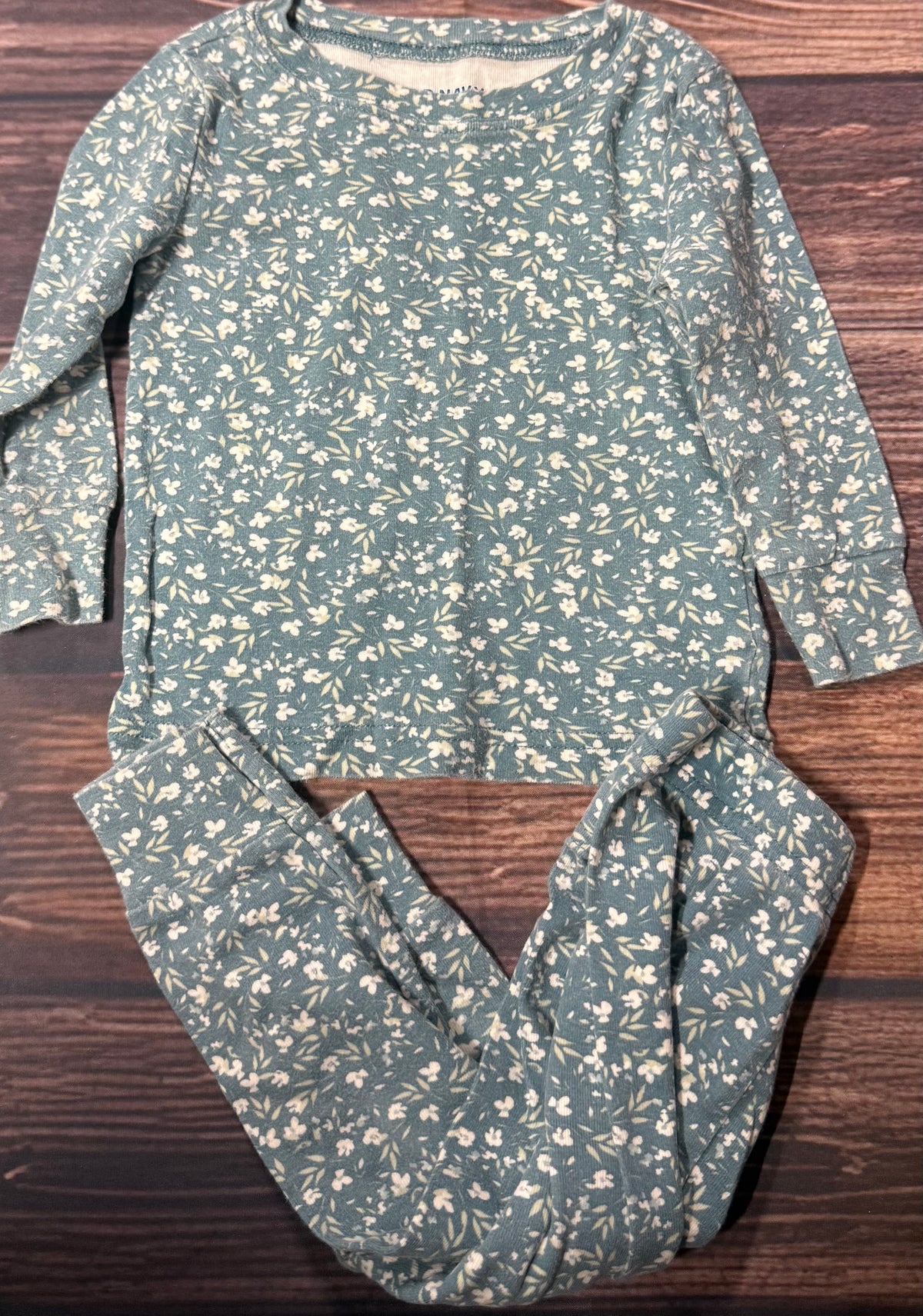 Old Navy 12-18m