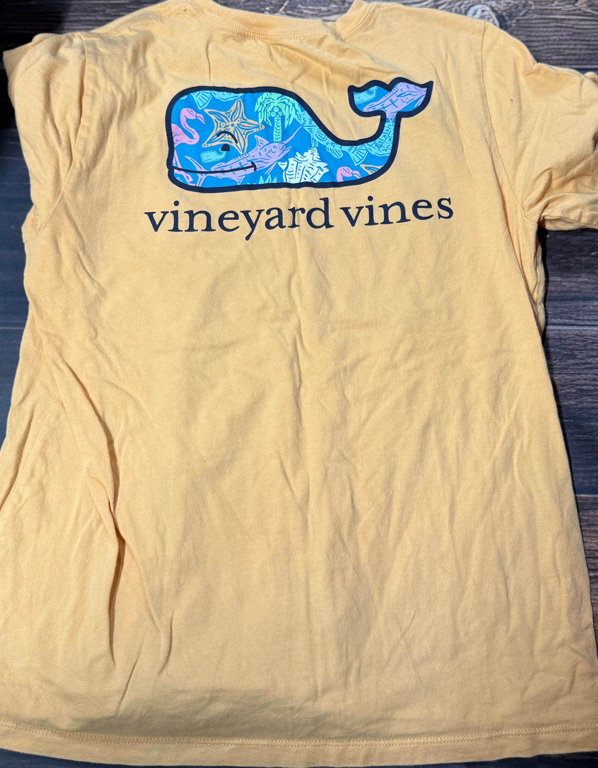 Vineyard Vines 16..back in next pic..has spots on front