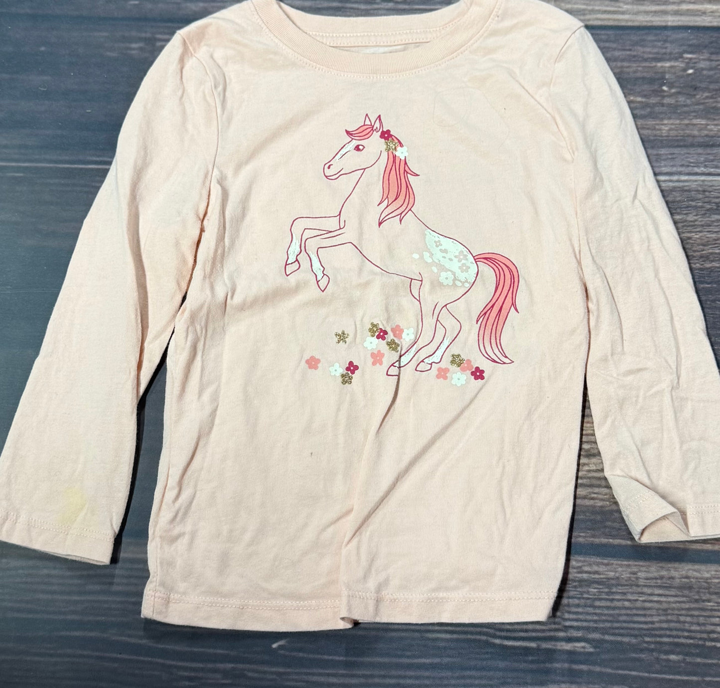 Cat & Jack 3T..spot on sleeve