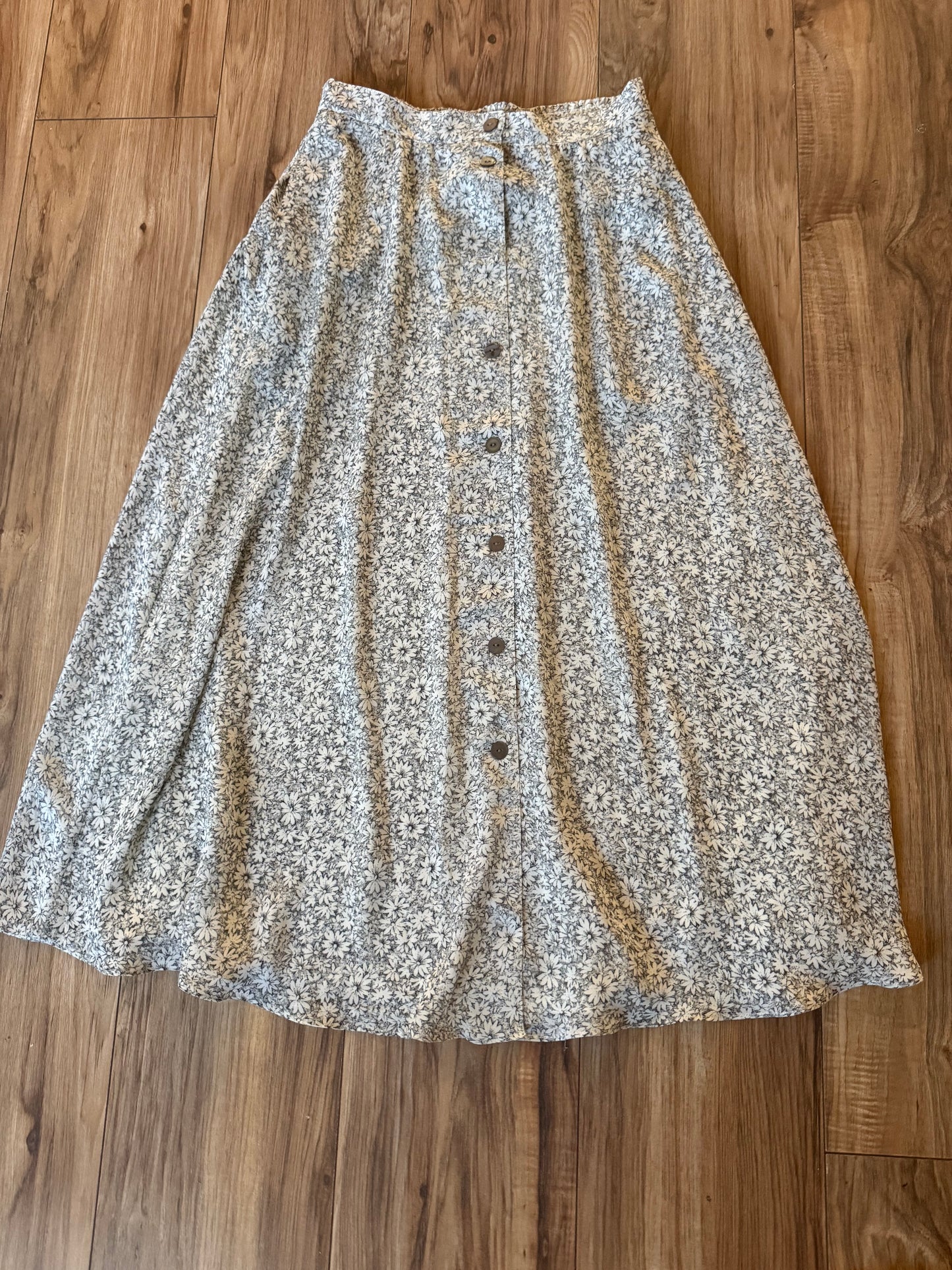 Liz Claiborne 6