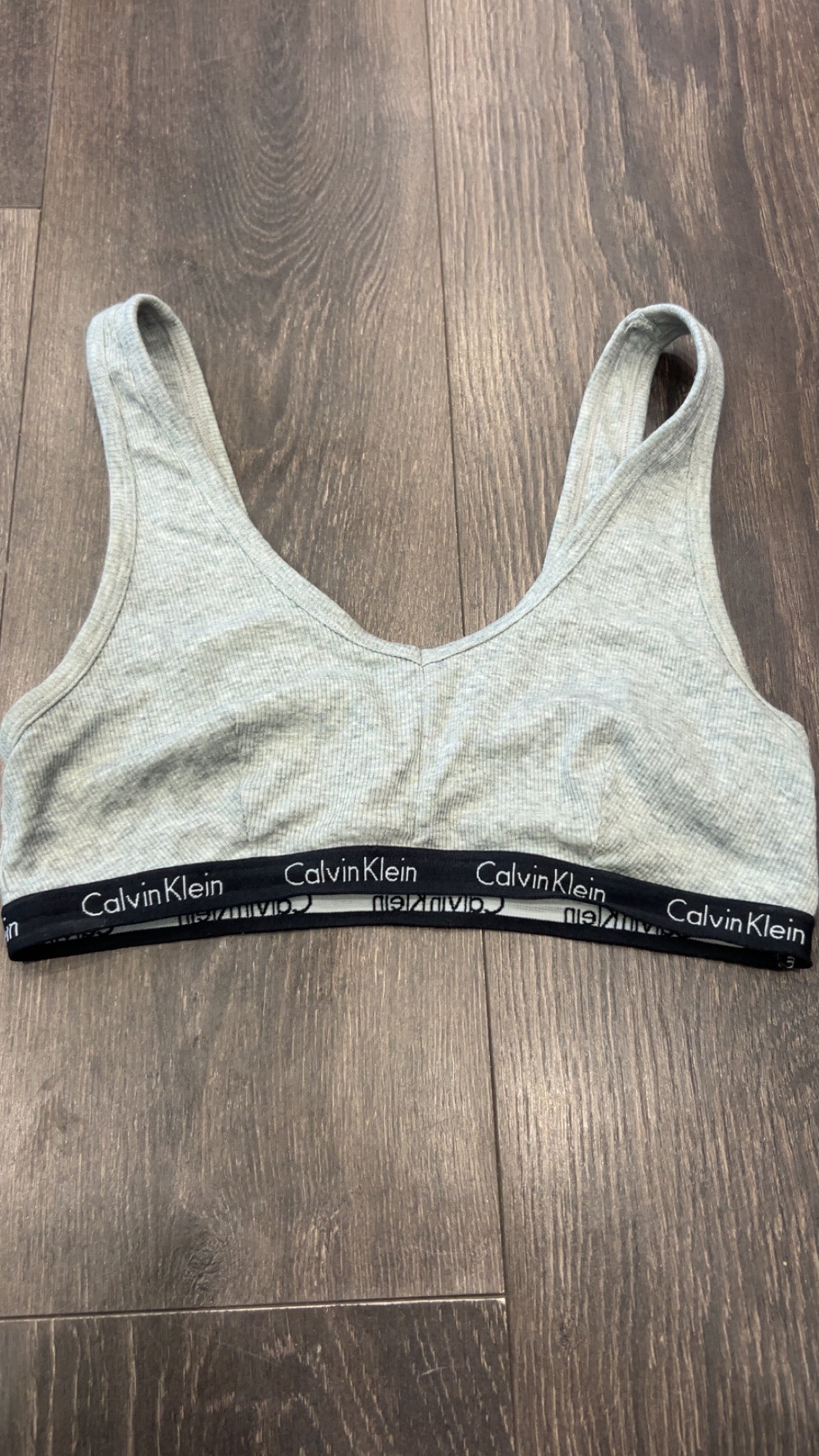 Calvin Klein medium
