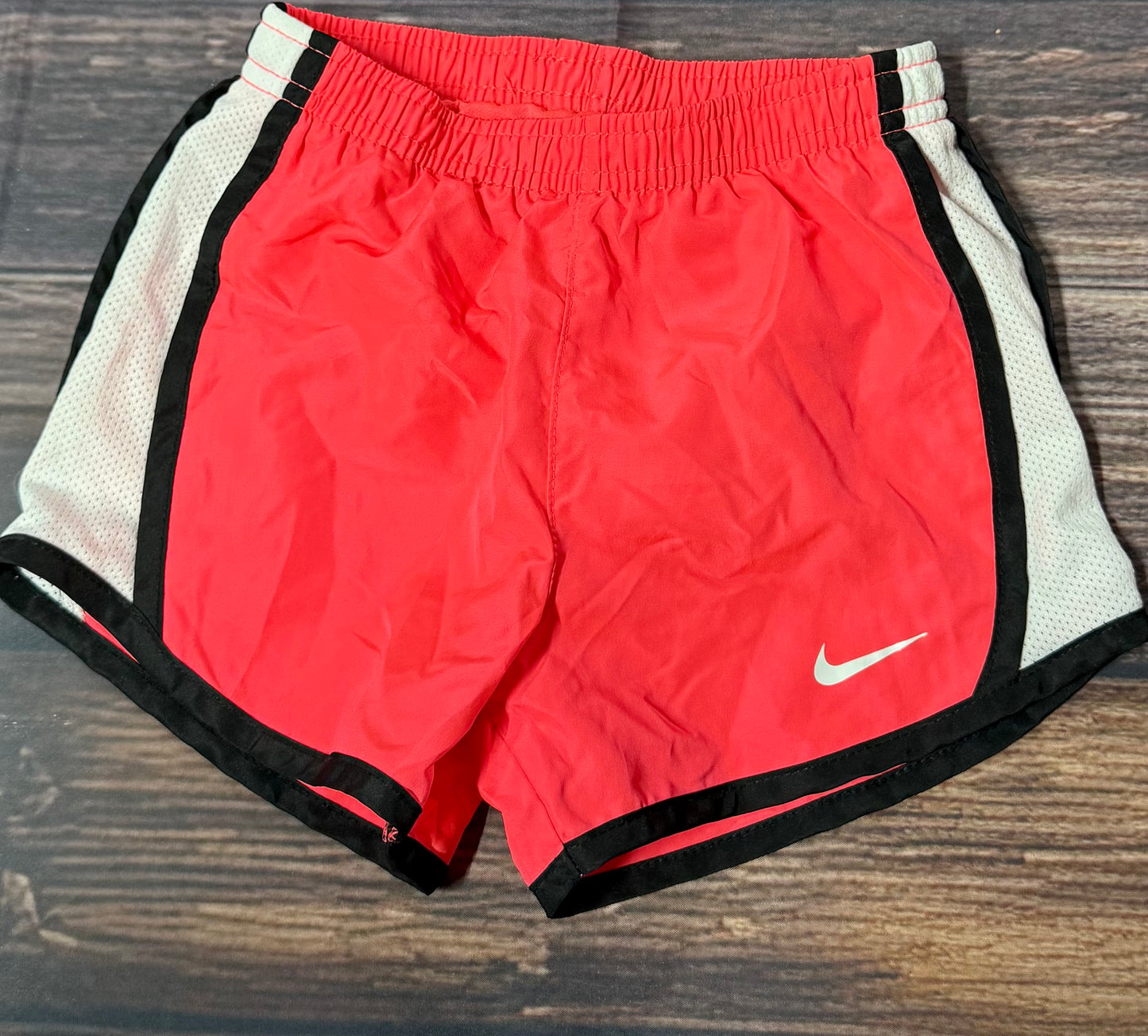 Nike 6
