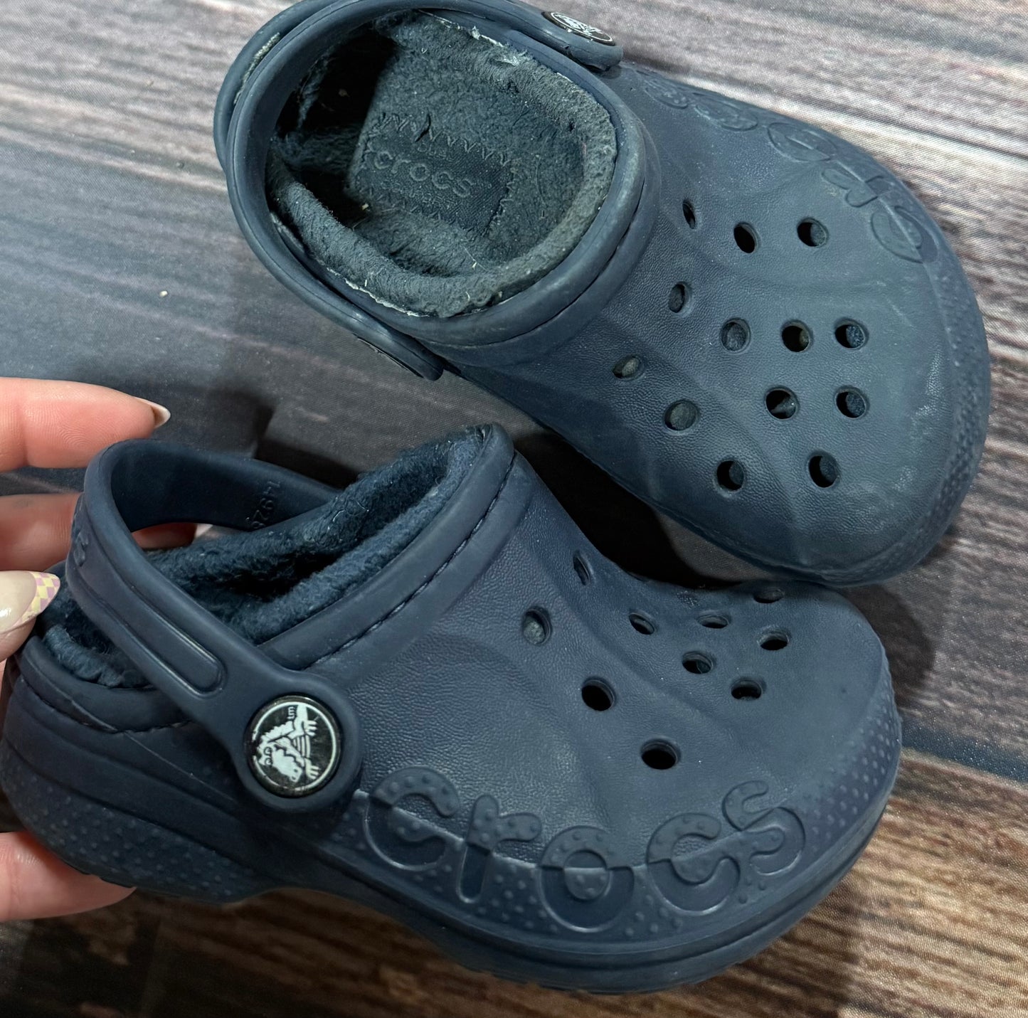 Crocs 7