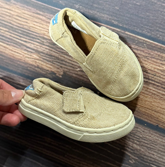 Toms 6