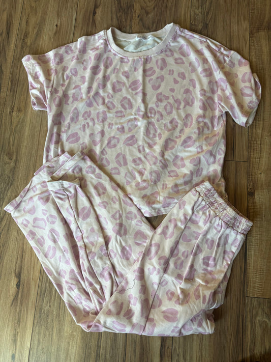 T&C Apparel XL