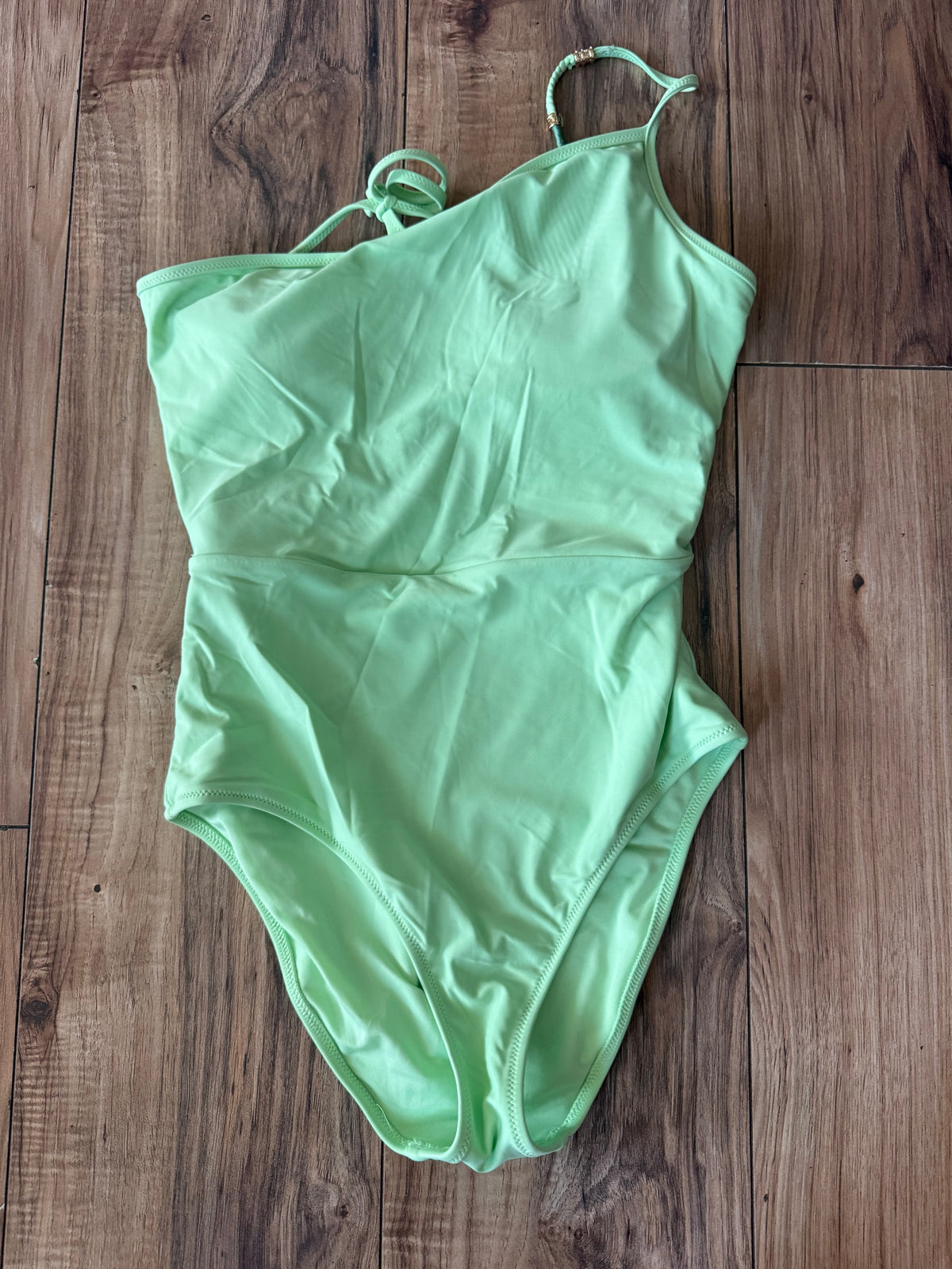 Aerie small