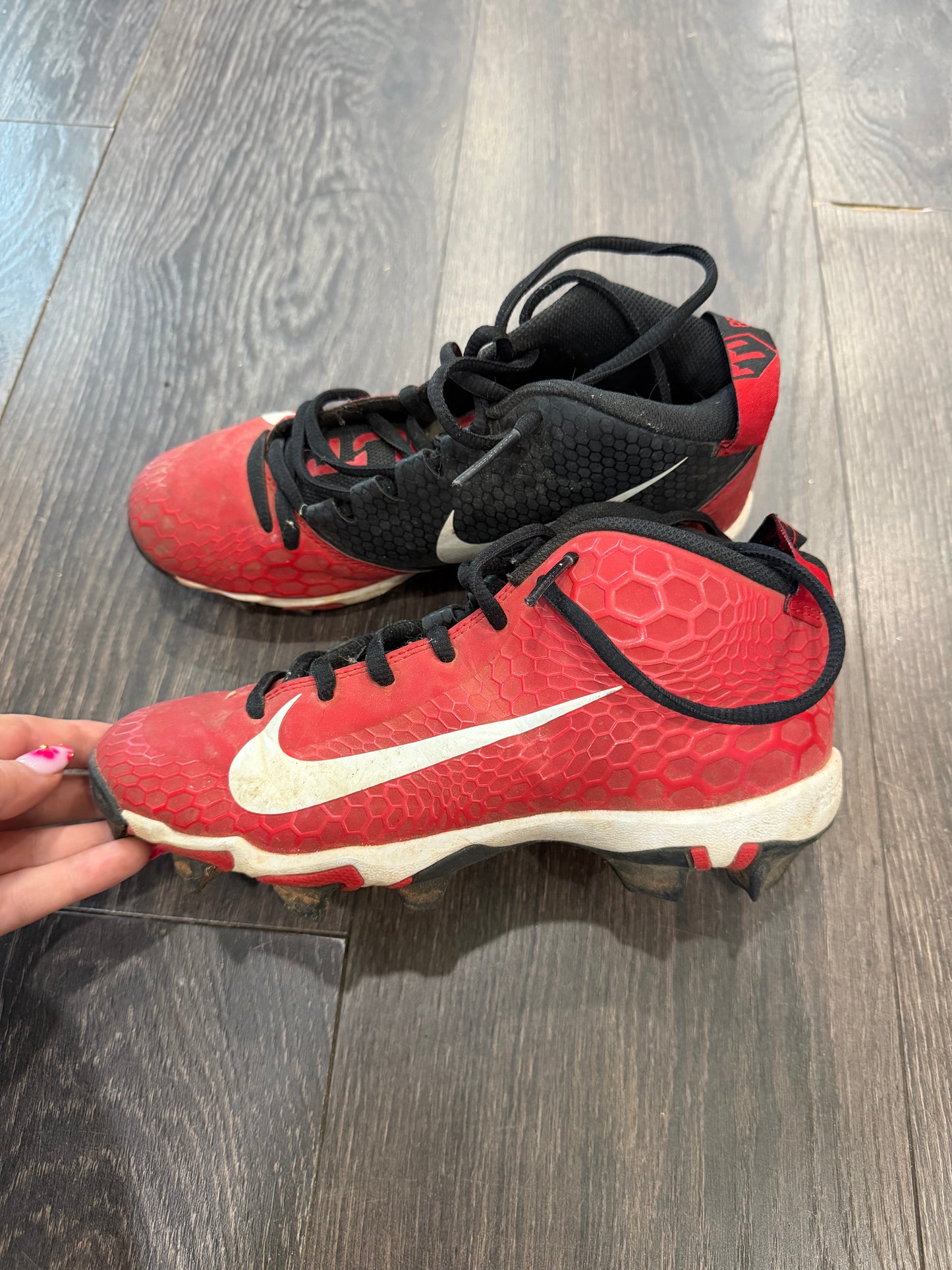 Nike size 4.5Y