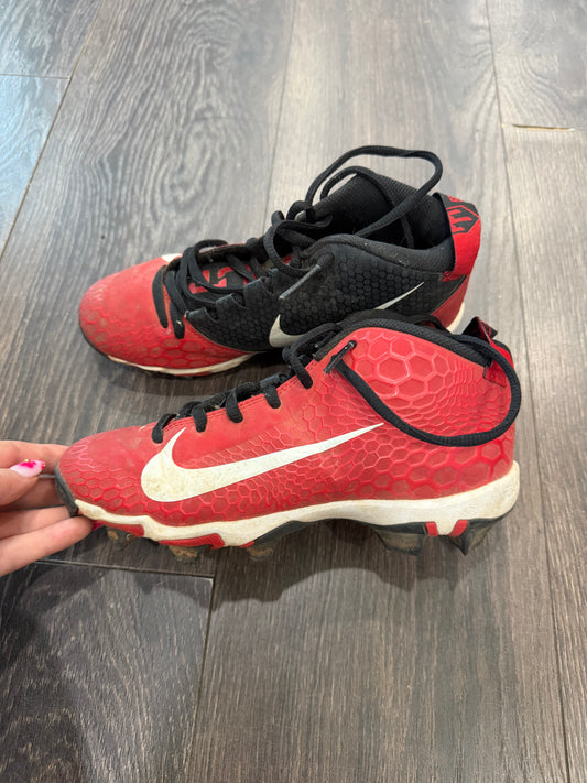 Nike size 4.5Y