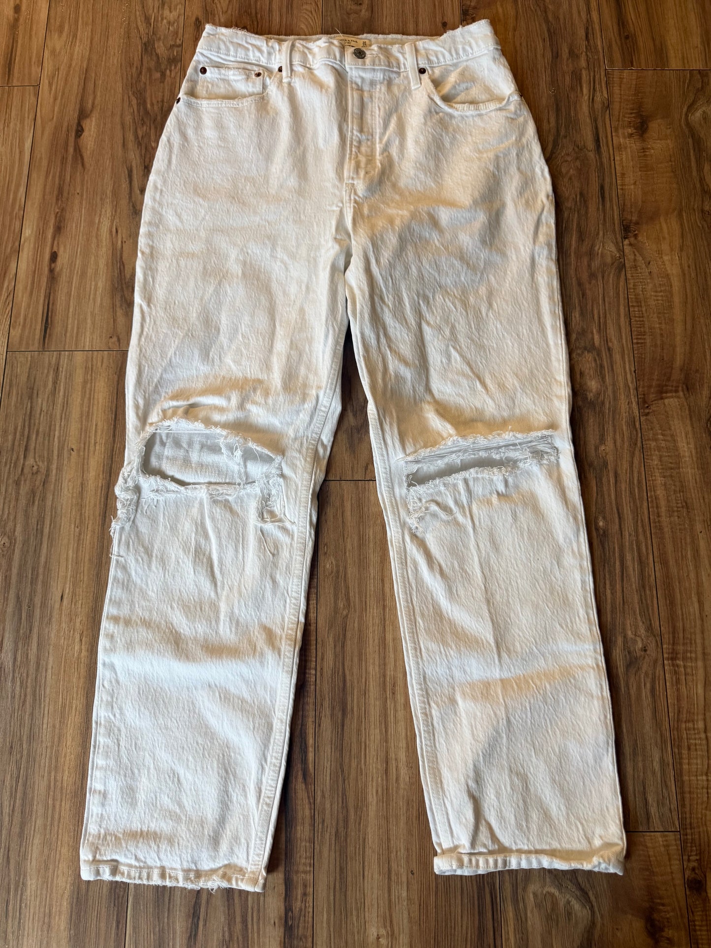 Abercrombie & Fitch 32/14R