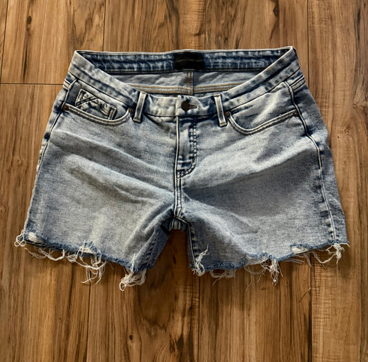Buckle Black 33