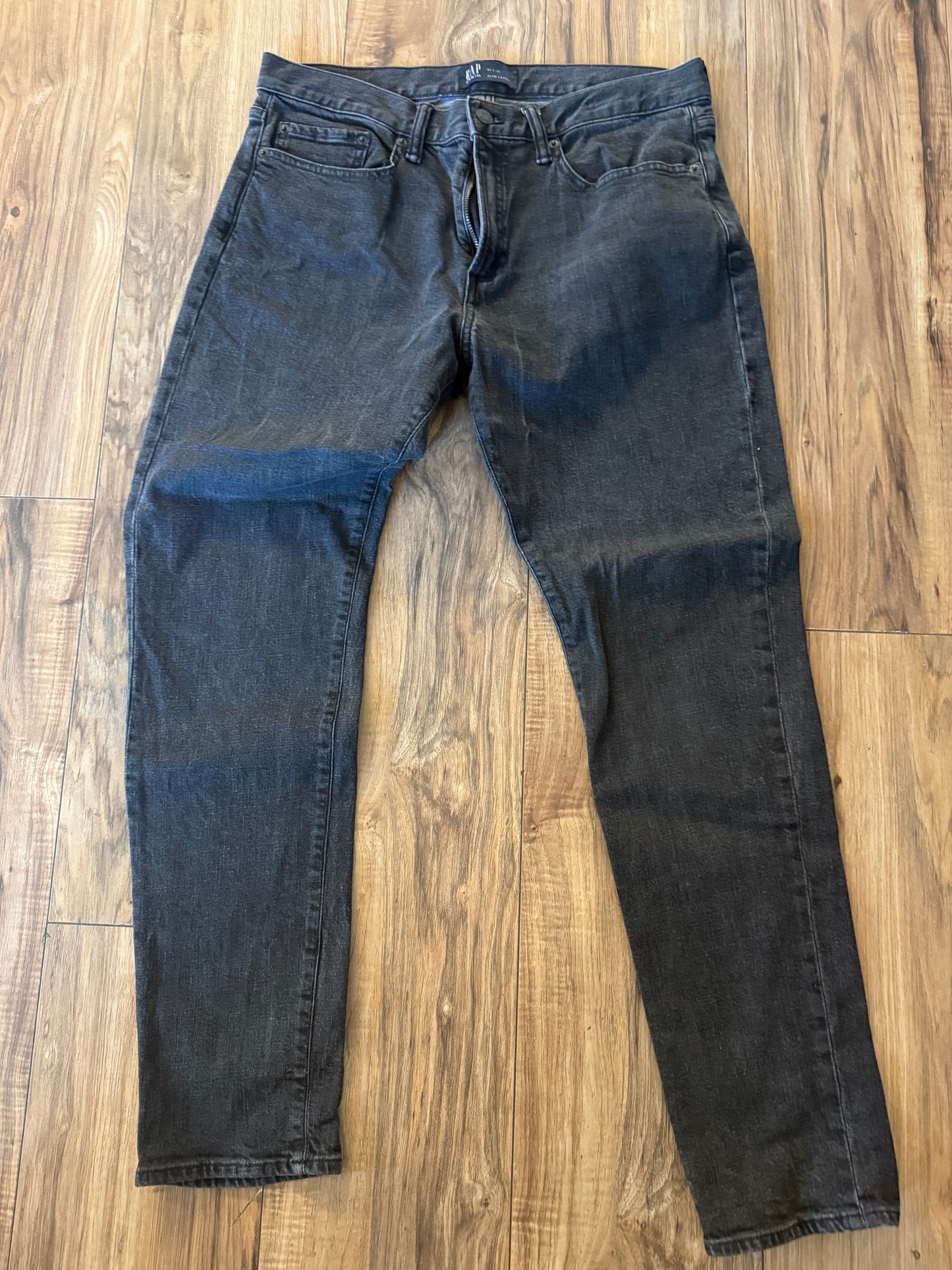 Gap 33x32