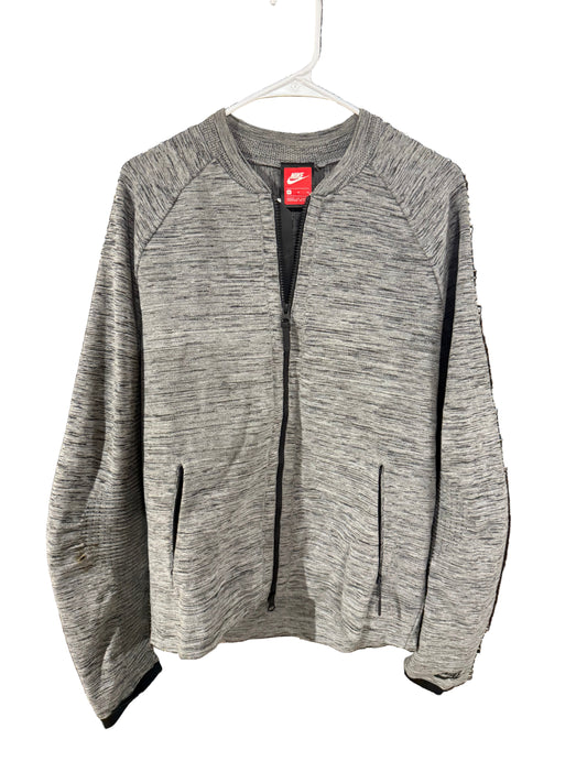 Nike medium..small spot on shoulder