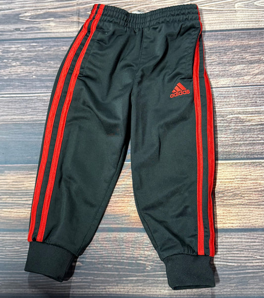 Adidas 2T