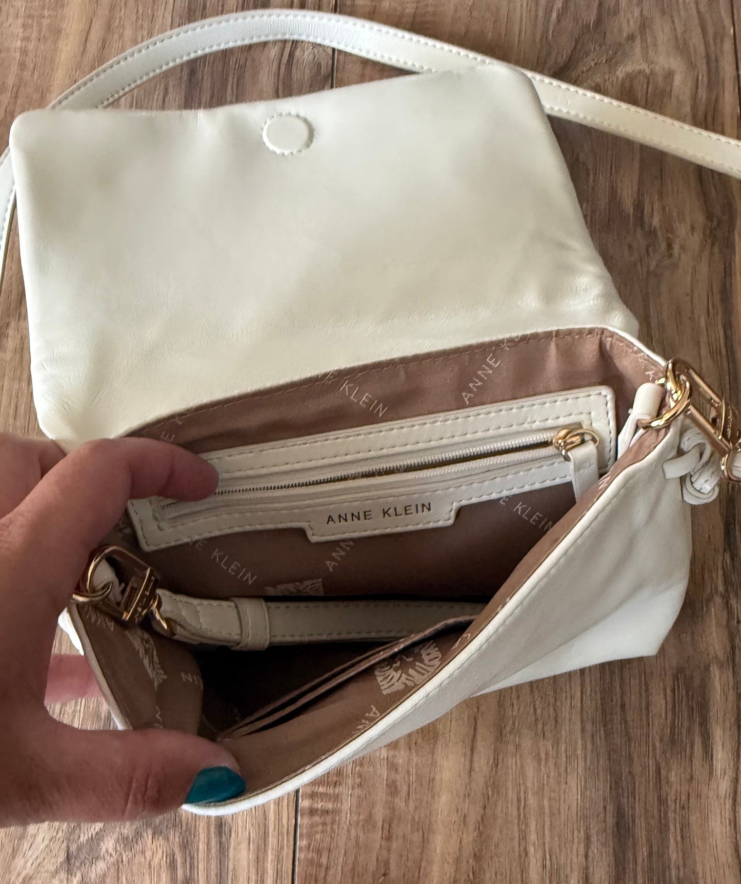 Anne Klein crossbody
