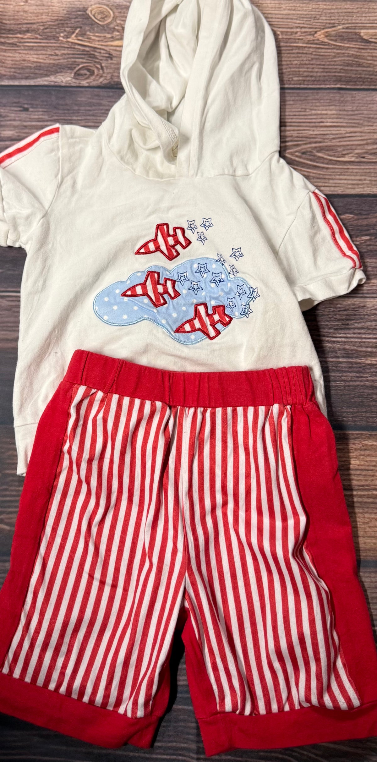 Marie Nicole 2T..has staining on back