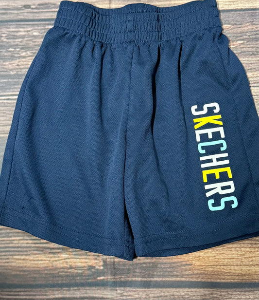 Skechers 4T..tiny snag