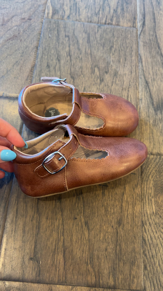 Your Tay size 6 toddler.. retail $35