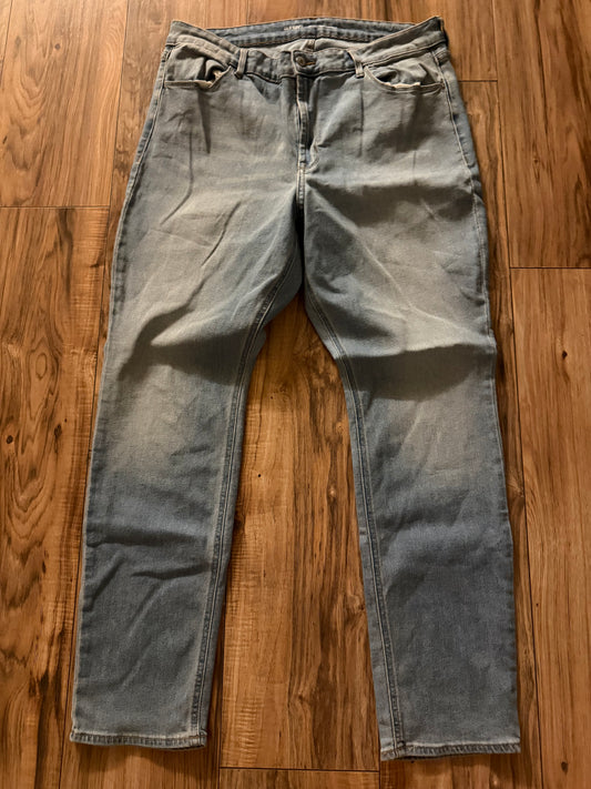 Old Navy 16