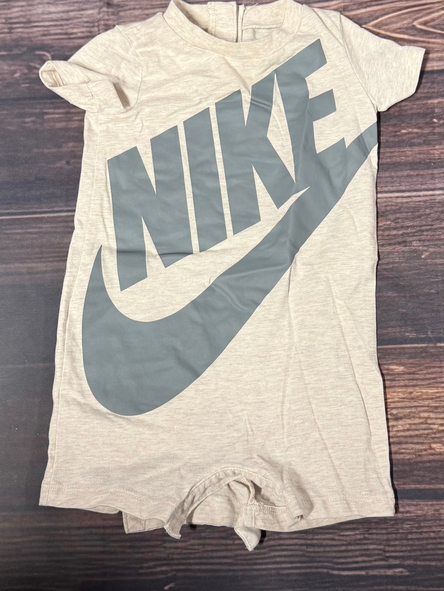 Nike 9m