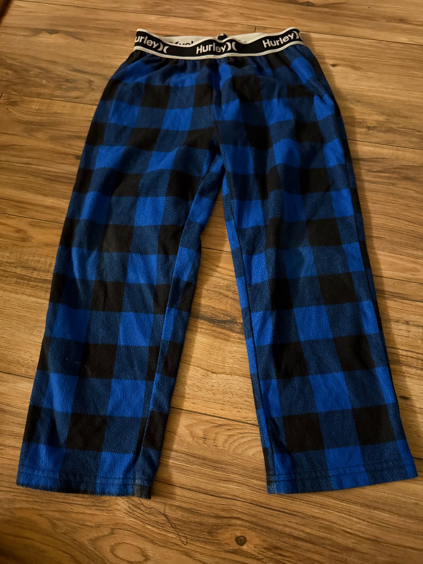 Hurley 6