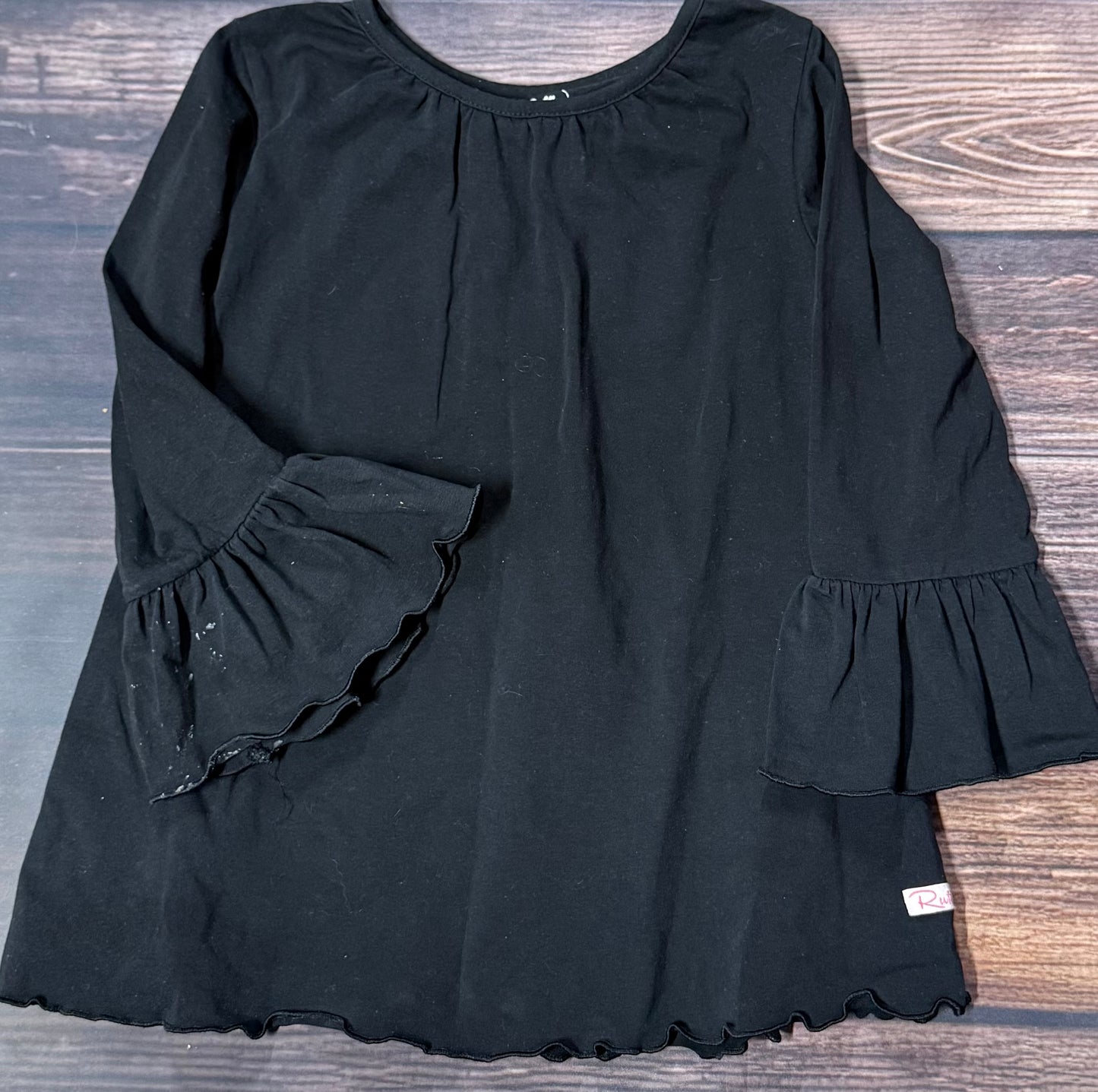 Ruffle Butts 6..staining on cuff