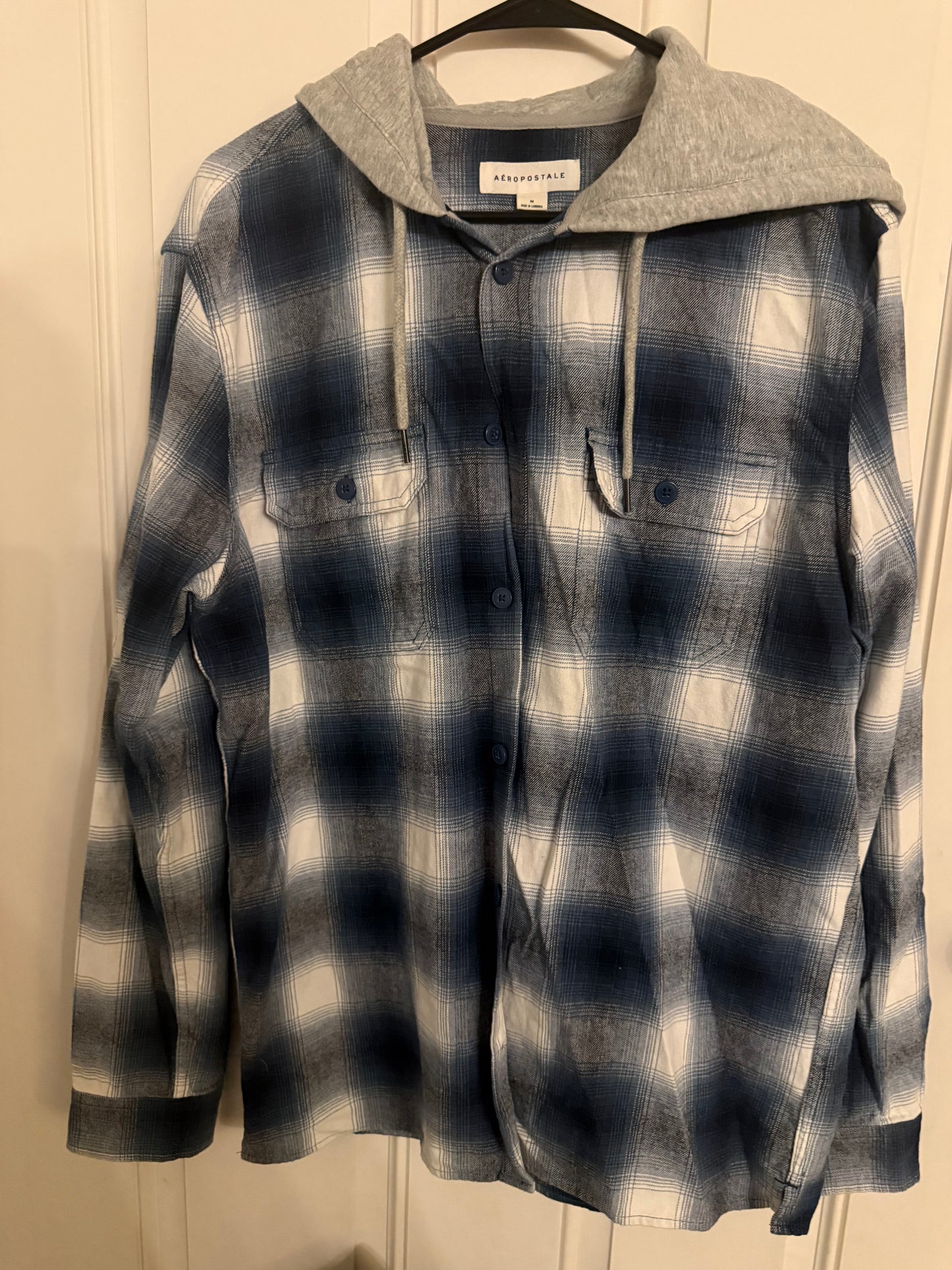 Aeropostale medium