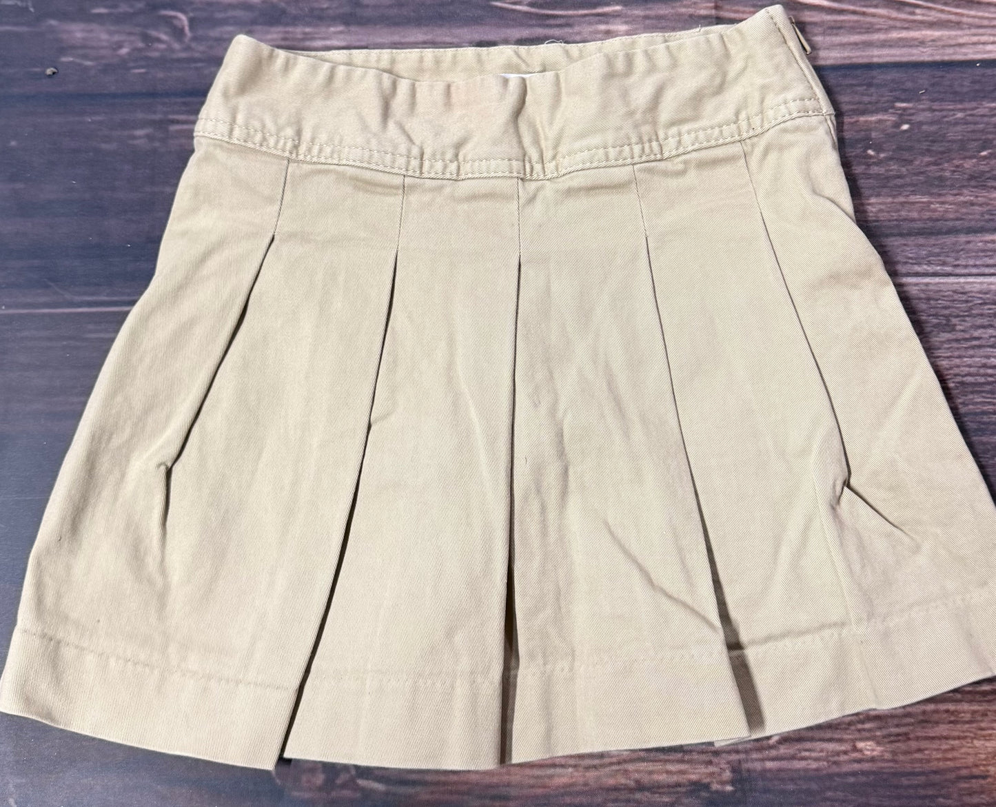 Children’s place 6..shorts under