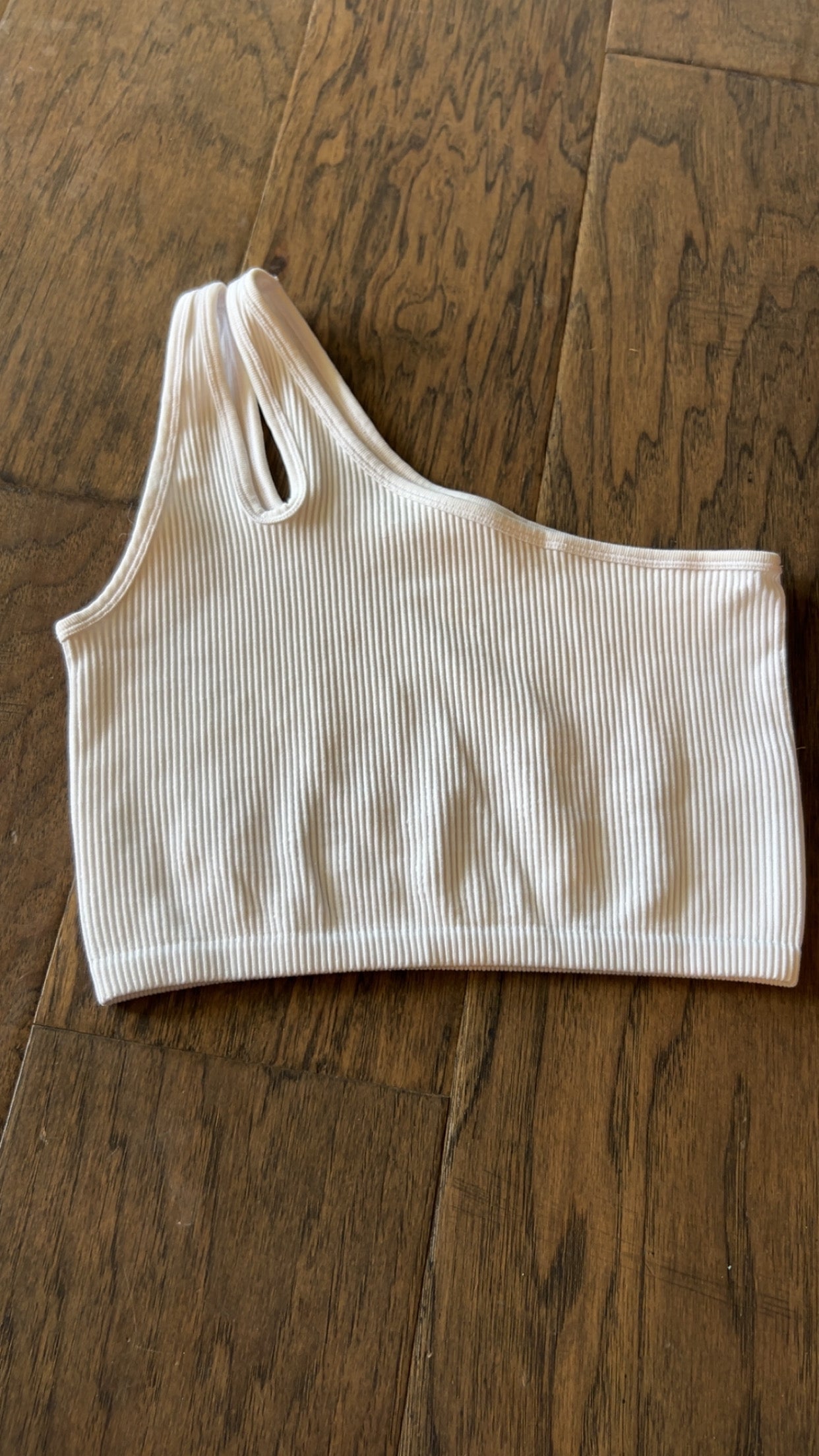 Aerie small