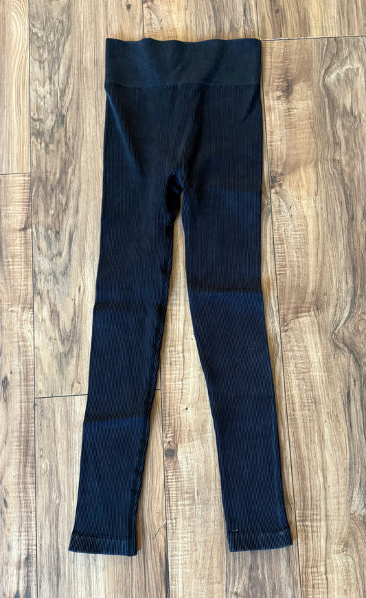 Mono b small