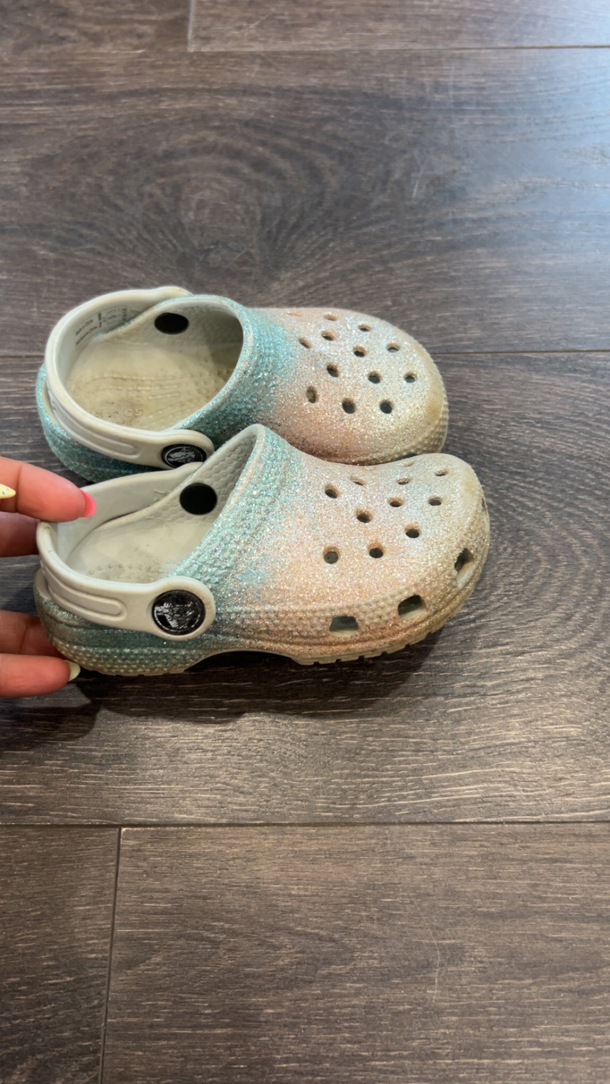 Crocs size 7