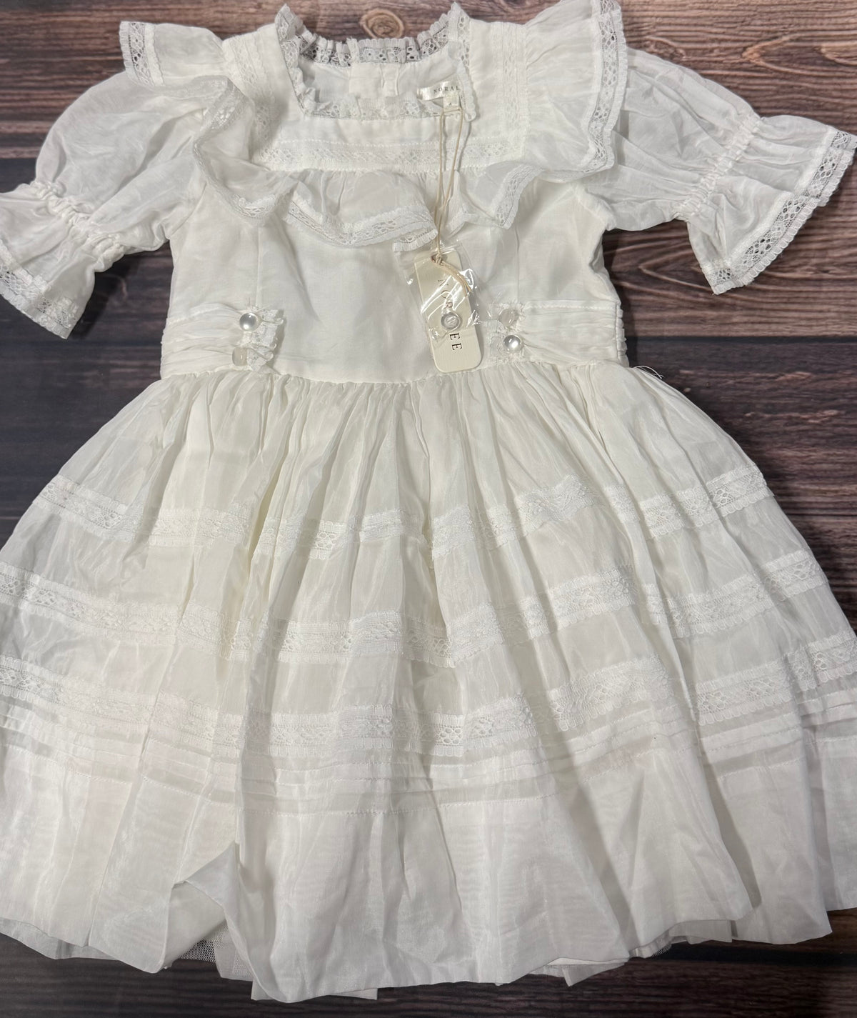 NWT Noralee size 4..retail $120