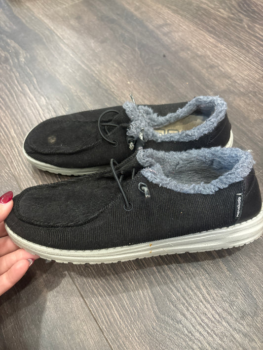 hey dude 7 small spot