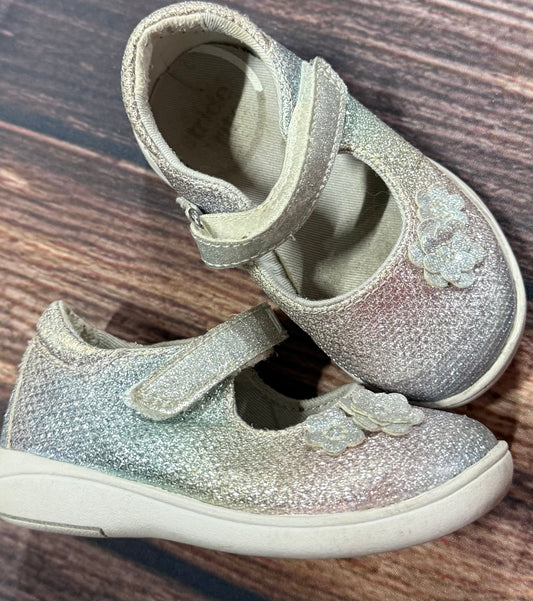 Stride Rite 5