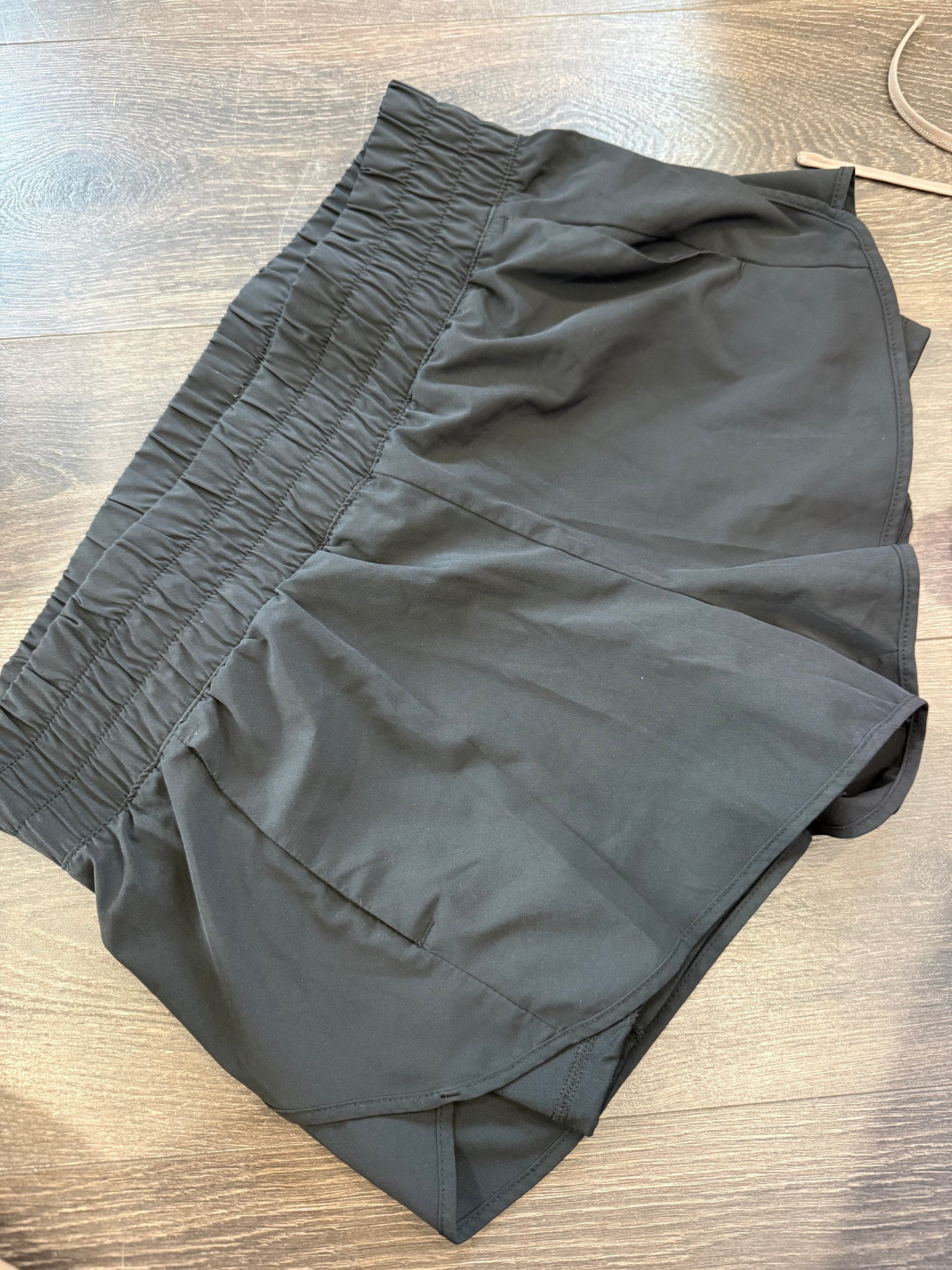avia size large