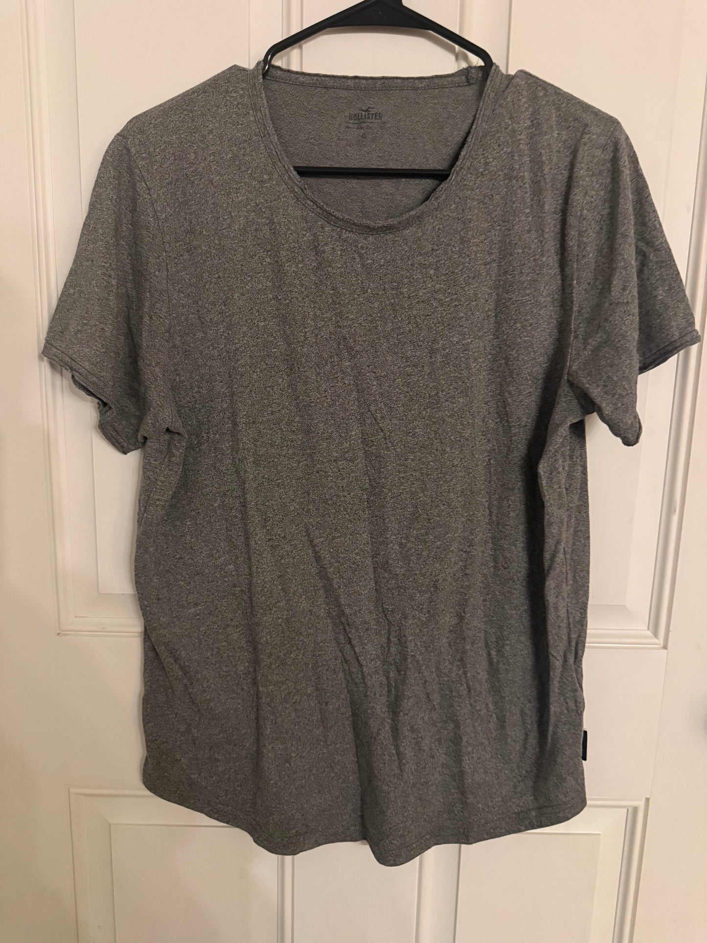 Hollister medium