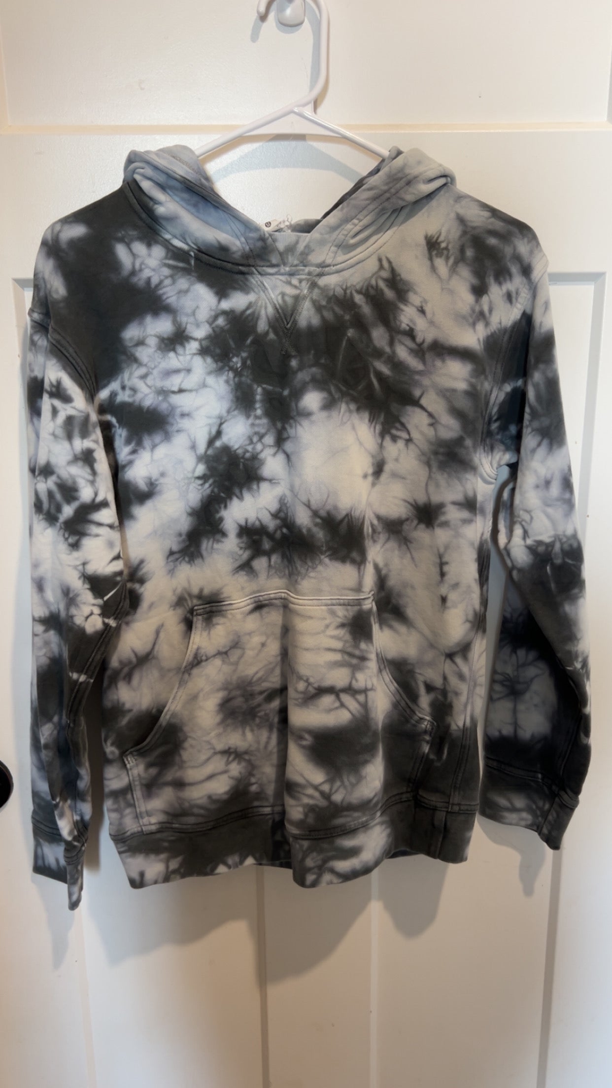 Lululemon All Yours Hoodie size 4.. retails $118