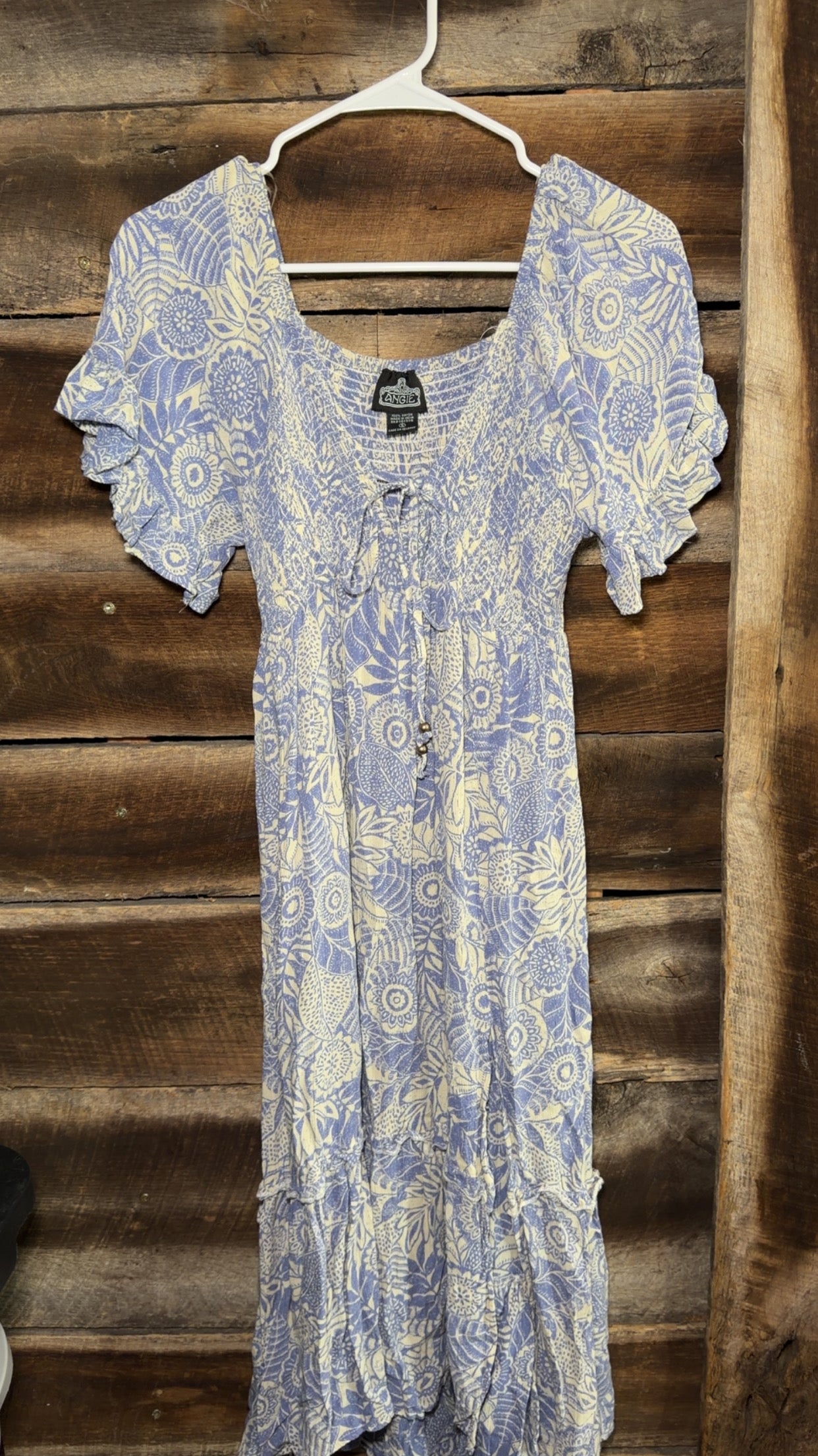 Angie size small