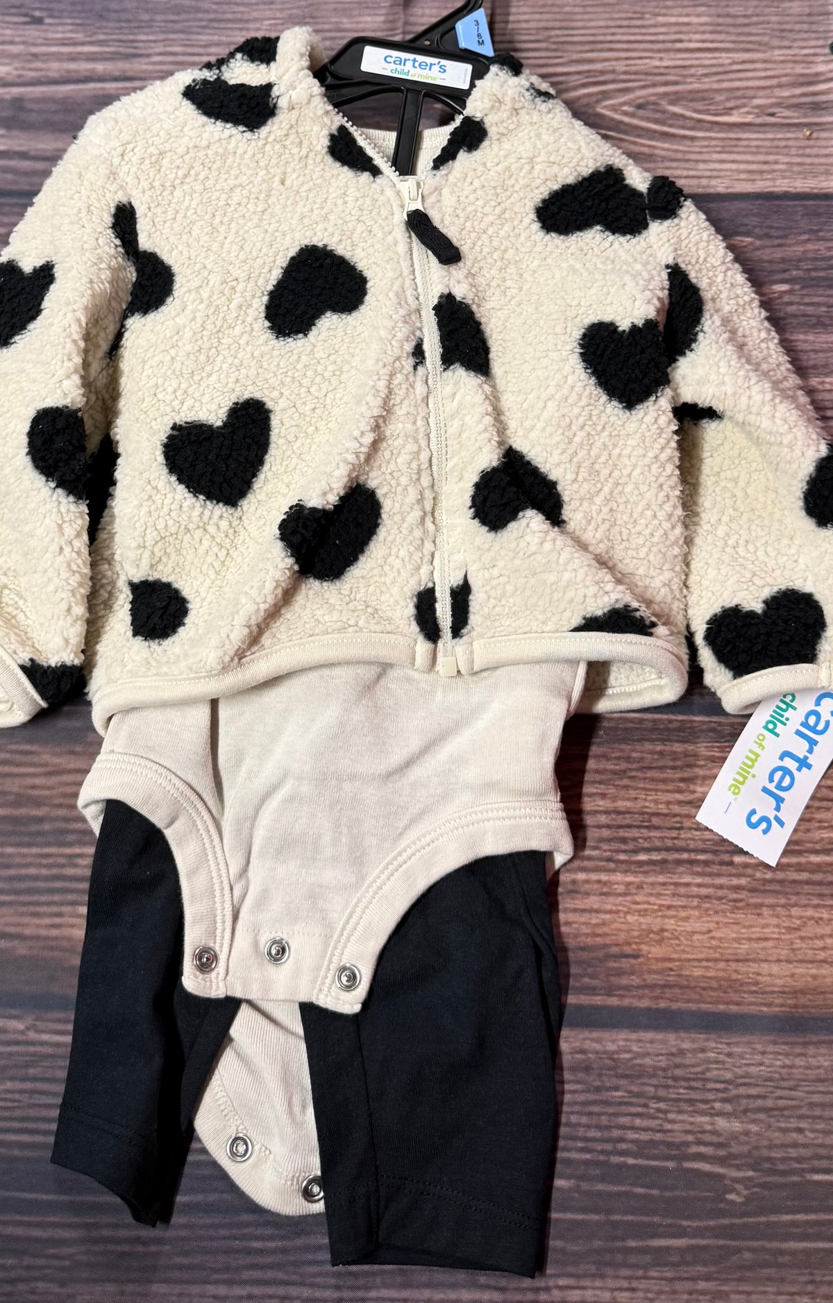 NWT Carter’s 3-6m