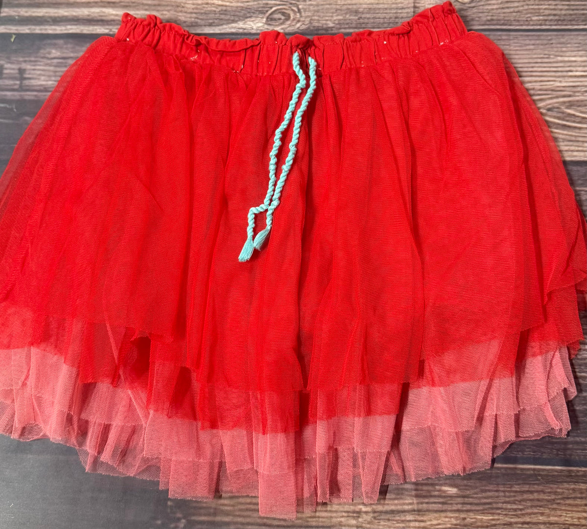 The Happy Hill 10..has shorts under