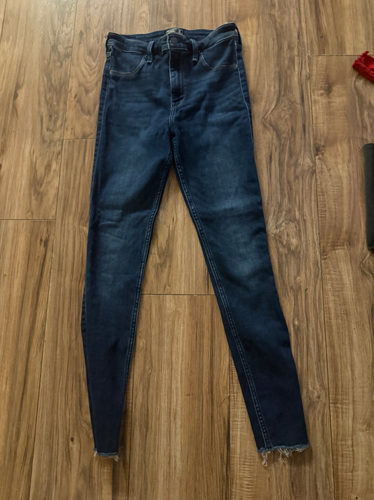 Abercrombie & Fitch 28/6R