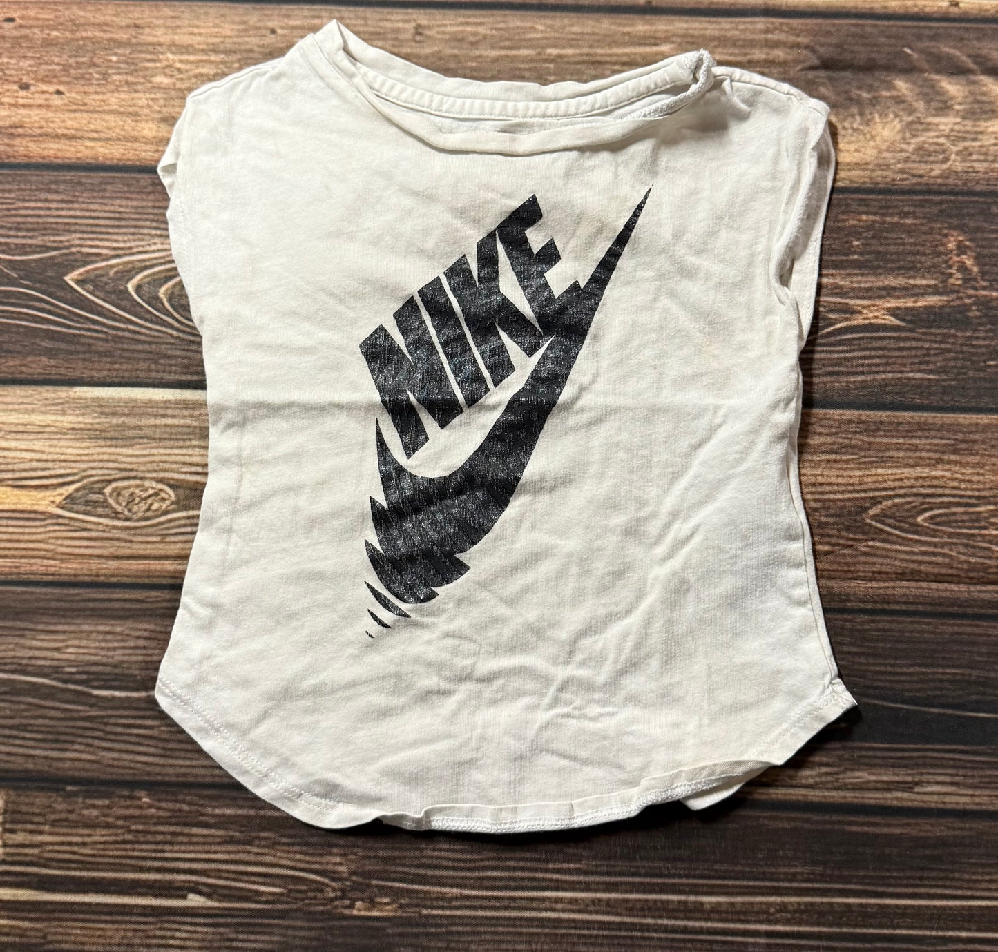 Nike 2T..staining