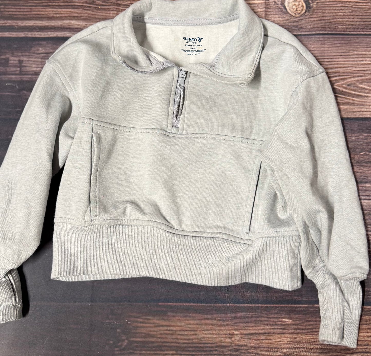 Old Navy 5..staining on inside
