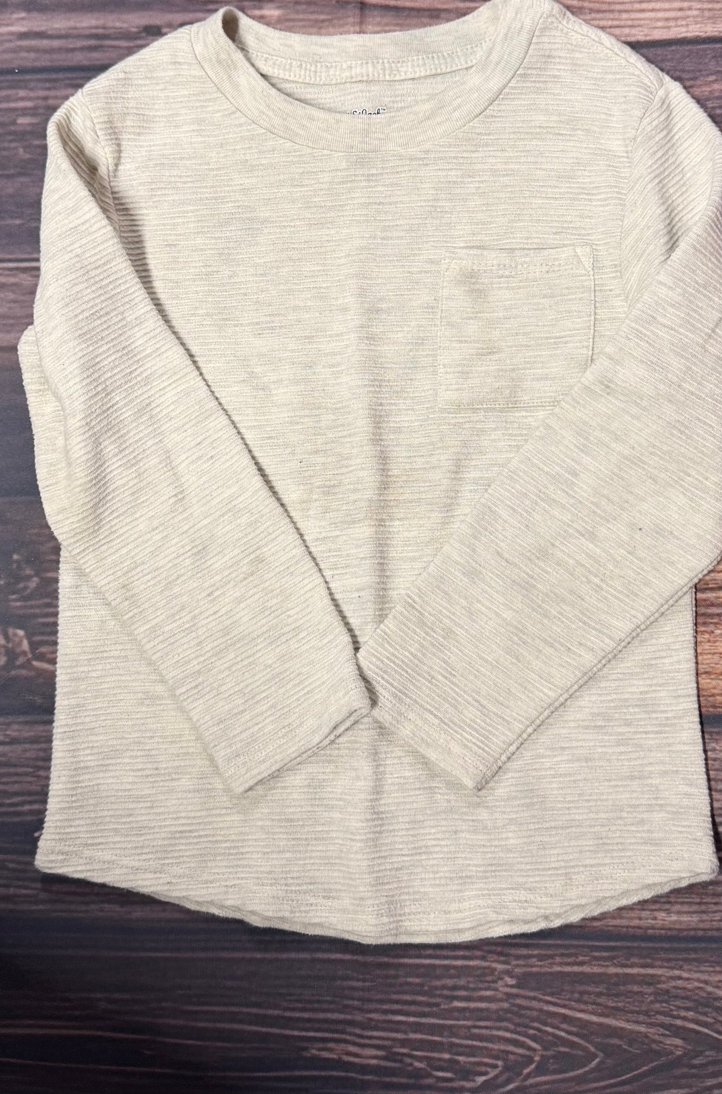 Cat & Jack 5T..has small staining