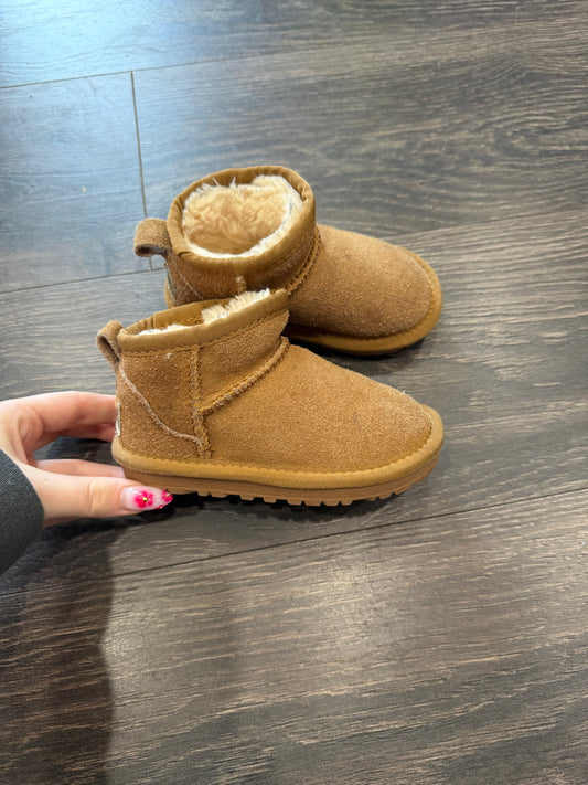 JDUUGG size 22