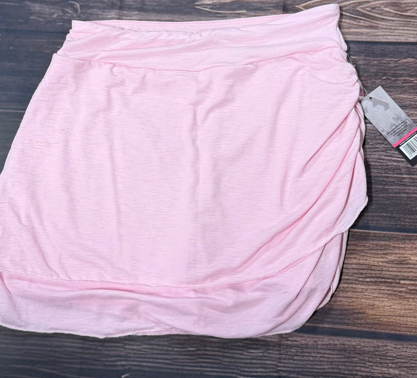 NWT series 8 skort large