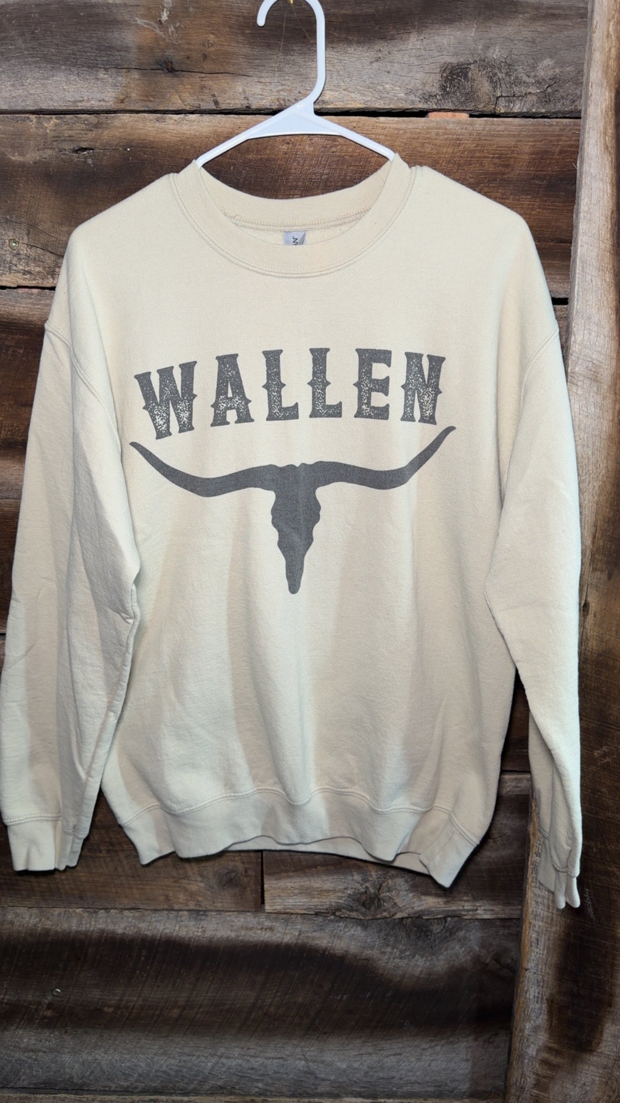 Gildan size medium