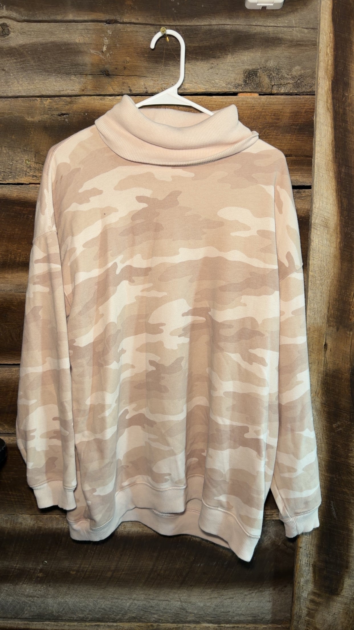 American Eagle small