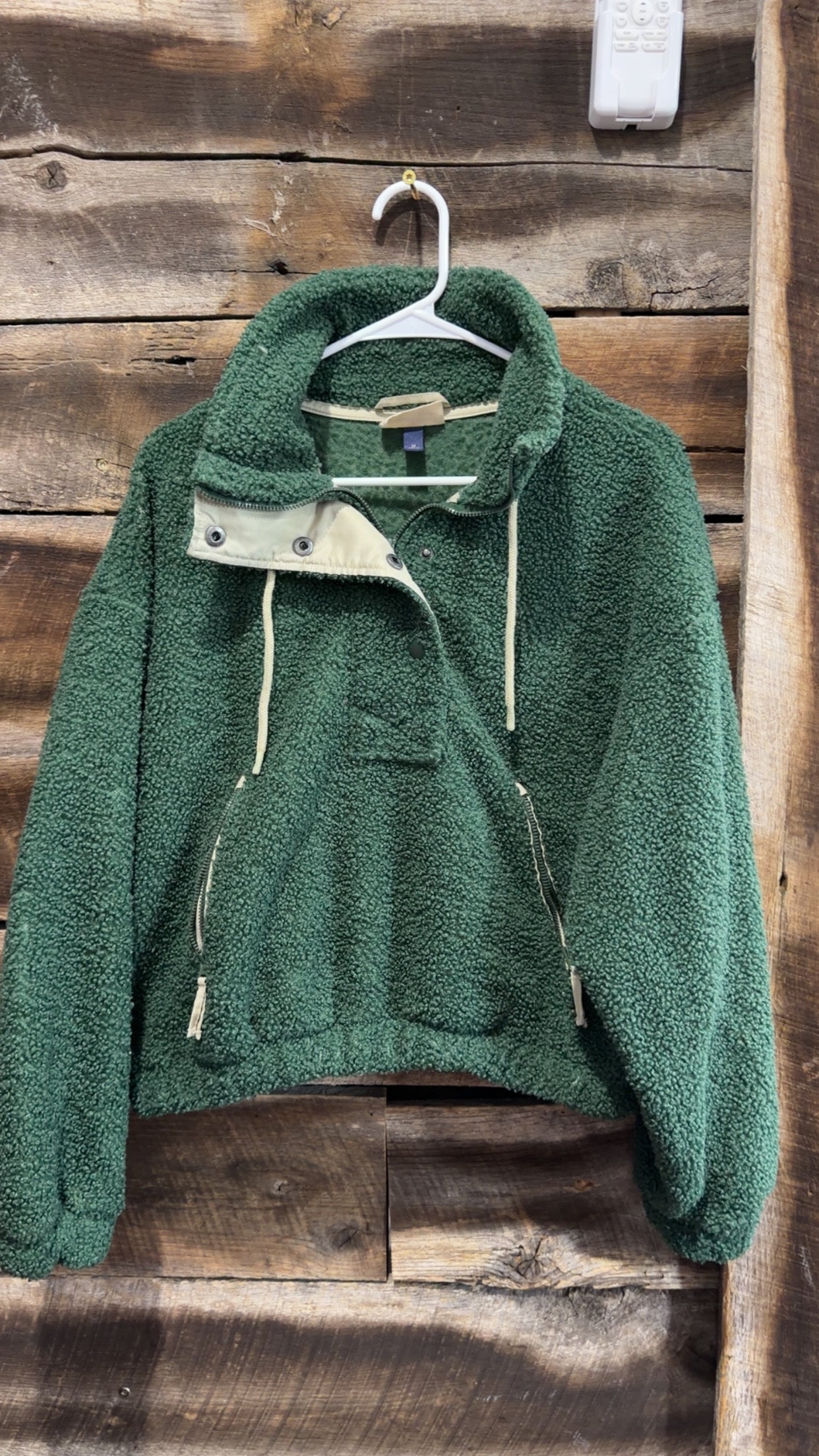 Universal Threads size medium