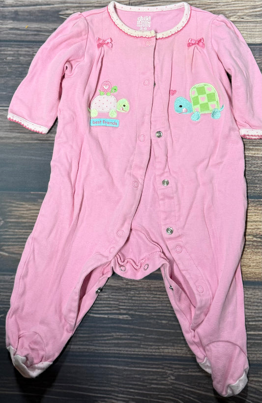 Carter’s 3-6m..has staining around neck