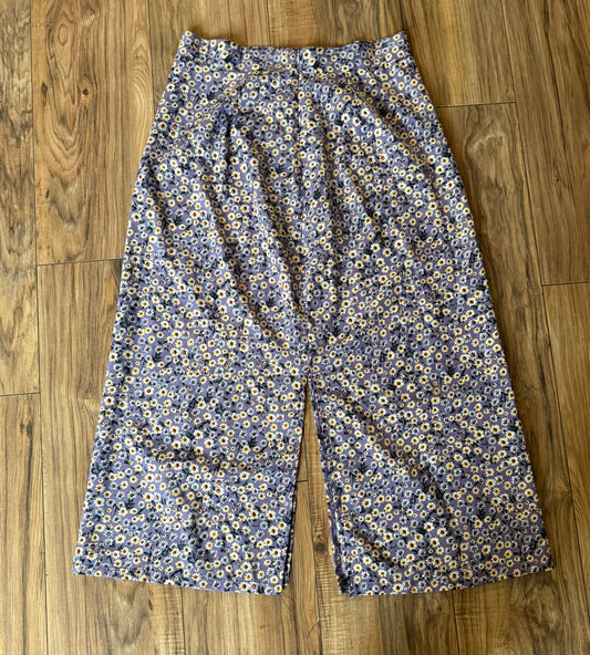 Layner large..skirt with a slit